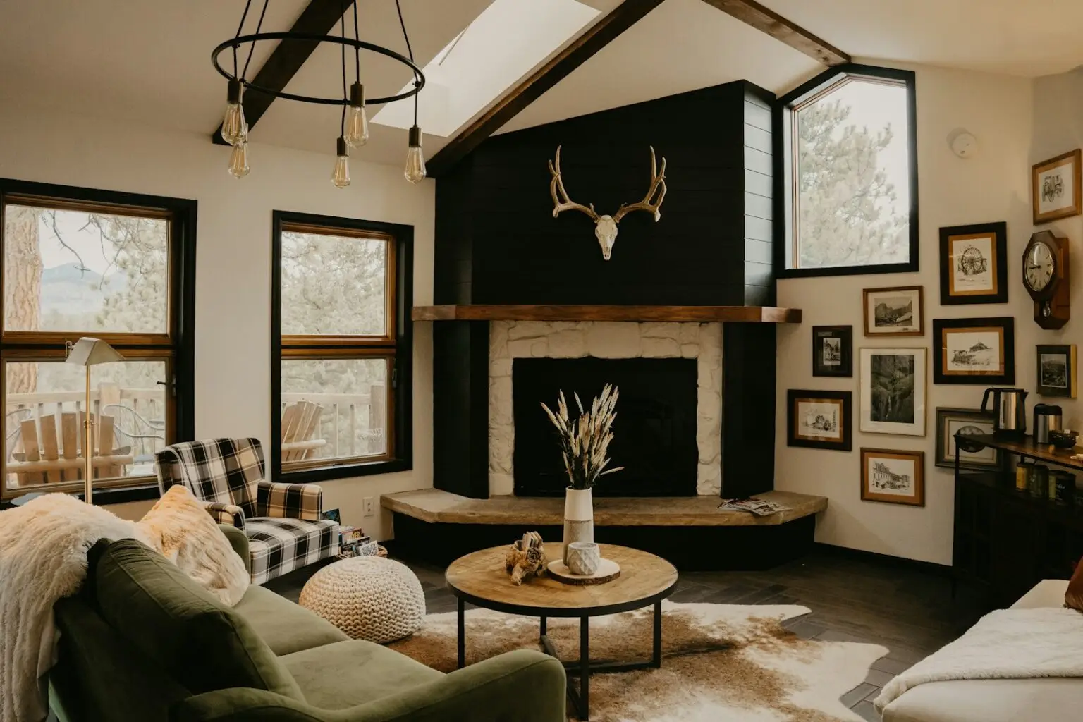 salon bien décoré